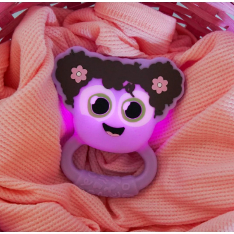GLO PALS LIGHT UP RATTLE: LUMI